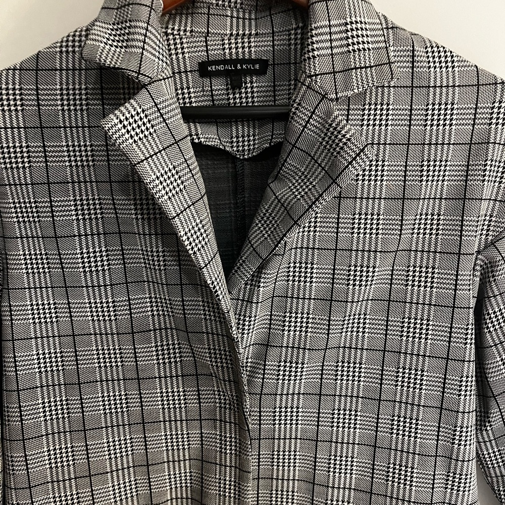 Kendall + Kylie Oversized Plaid Blazer